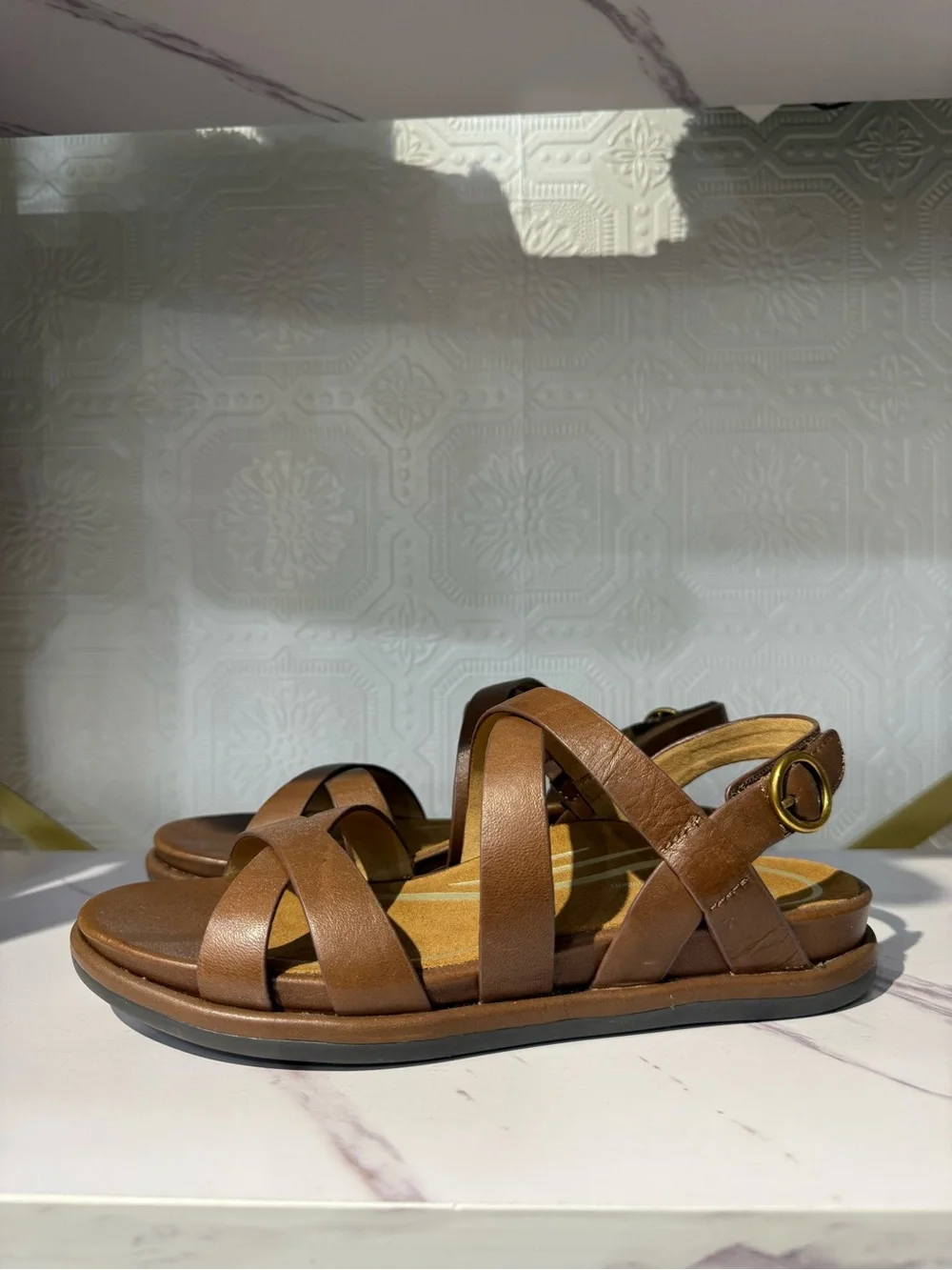 Aetrex Piper AU1301 -Coffee Brown Leather Cross-Strap Comfort Sandals